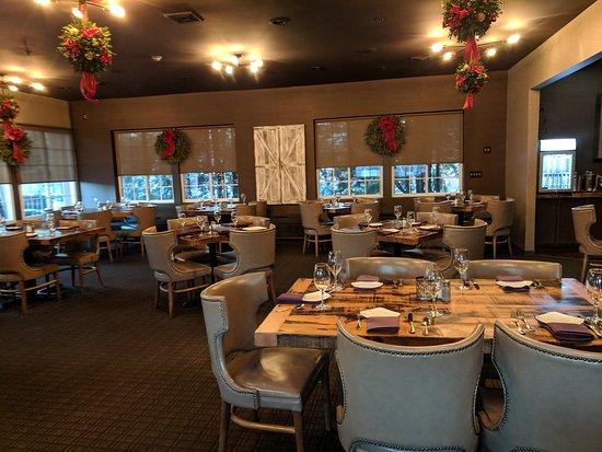 Delancey's Bar & Restaurant