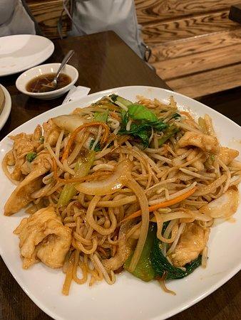 Kung Fu Little Steamed Buns Ramen